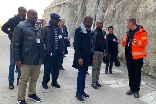 Deputados da AR colhem experiências sobre mineração amiga do ambiente