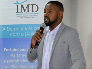 osman cossing IMD capacita os Deputados da Vª Comissão da Assembleia da República em matérias de Produção Legislativa Responsabilidade Social e Fundo Soberano no âmbito da Indústria Extractiva